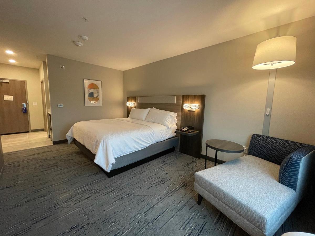 Holiday Inn Express & Suites - Ft. Smith - Airport By Ihg Форт-Смит Экстерьер фото