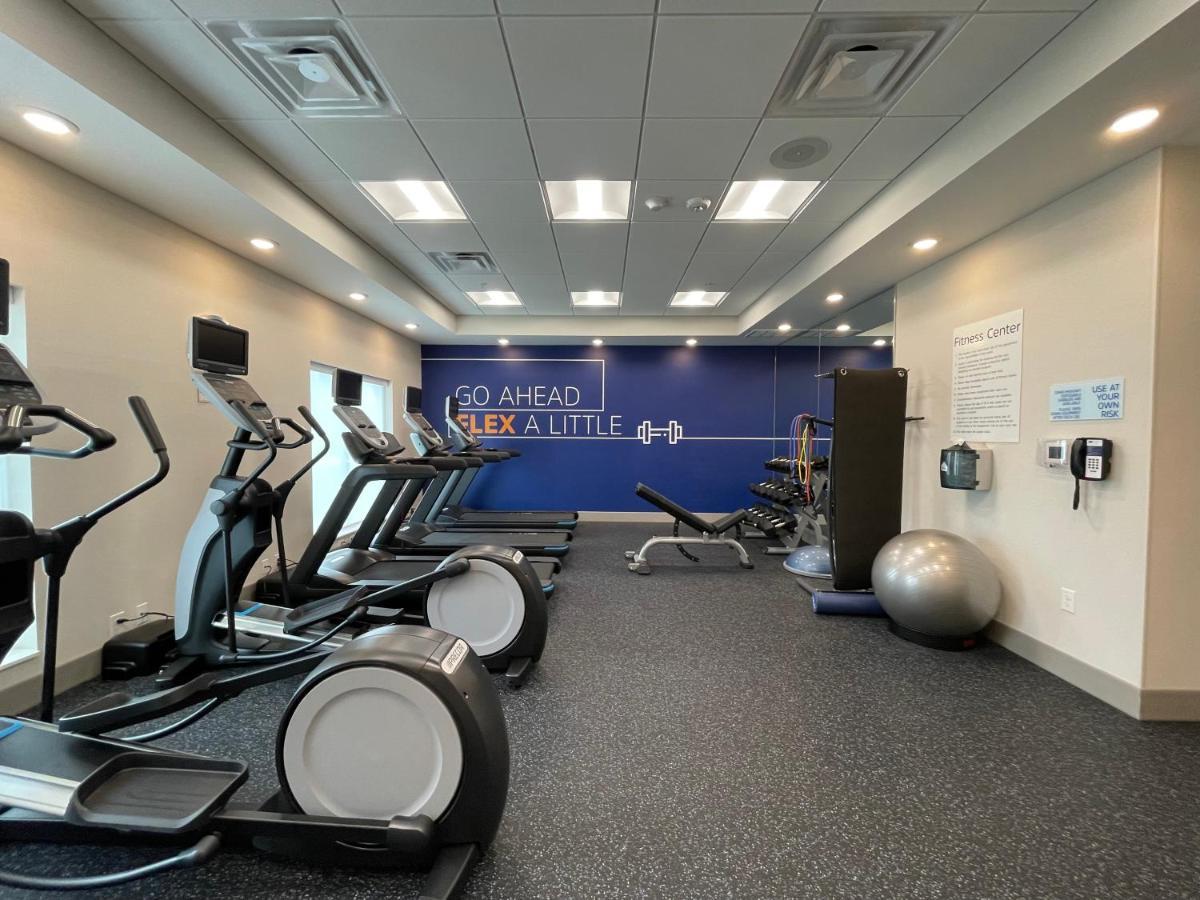 Holiday Inn Express & Suites - Ft. Smith - Airport By Ihg Форт-Смит Экстерьер фото