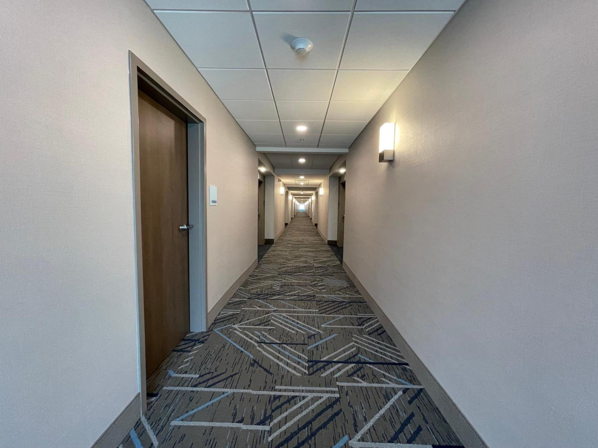 Holiday Inn Express & Suites - Ft. Smith - Airport By Ihg Форт-Смит Экстерьер фото